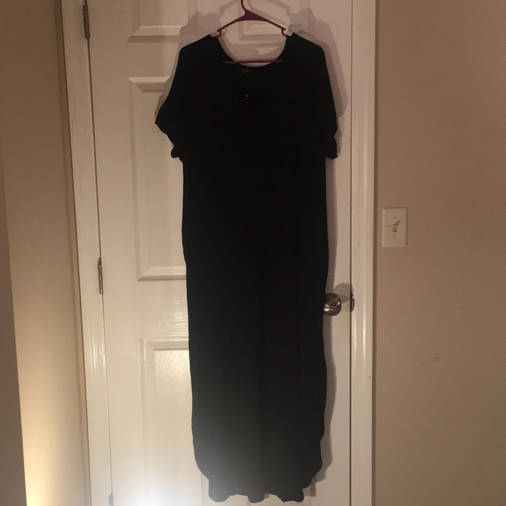 Plus size black maxi dress with pockets